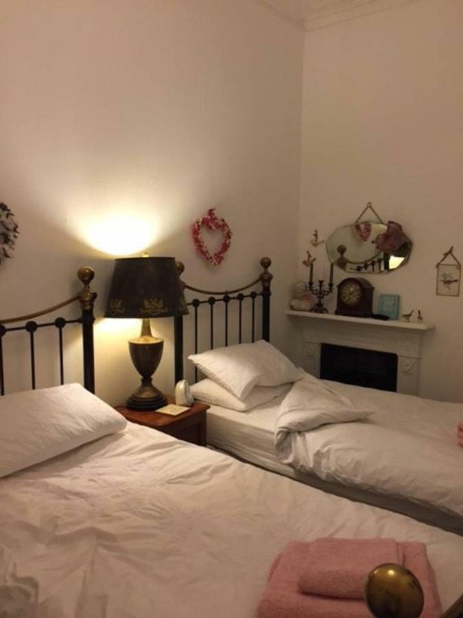 5 Star Beautiful & Vintage, Spacious Apt In Chic Location! EDI Exterior photo