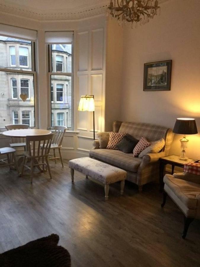 5 Star Beautiful & Vintage, Spacious Apt In Chic Location! EDI Exterior photo